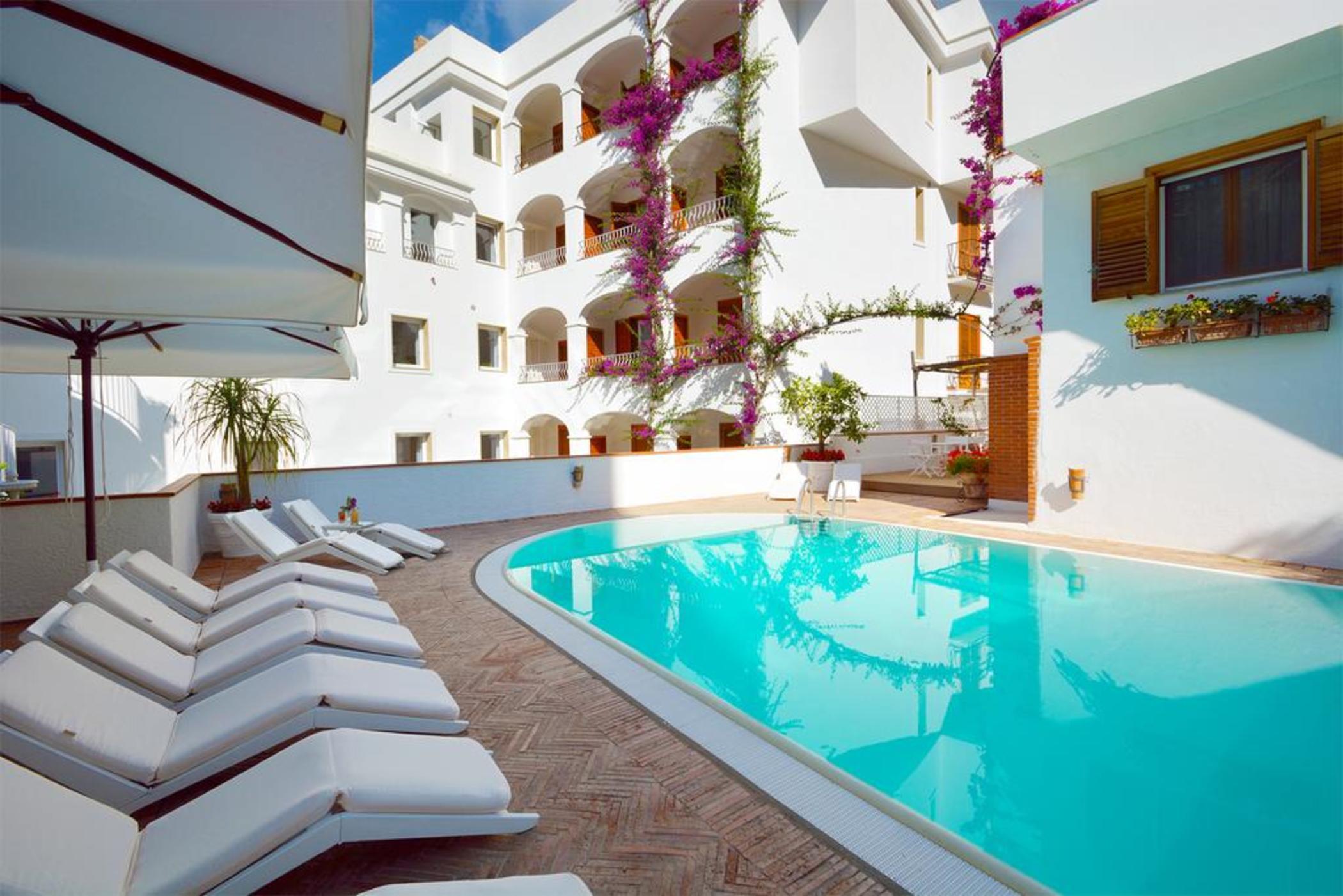Villa Romana Hotel & Spa Мінорі Екстер'єр фото