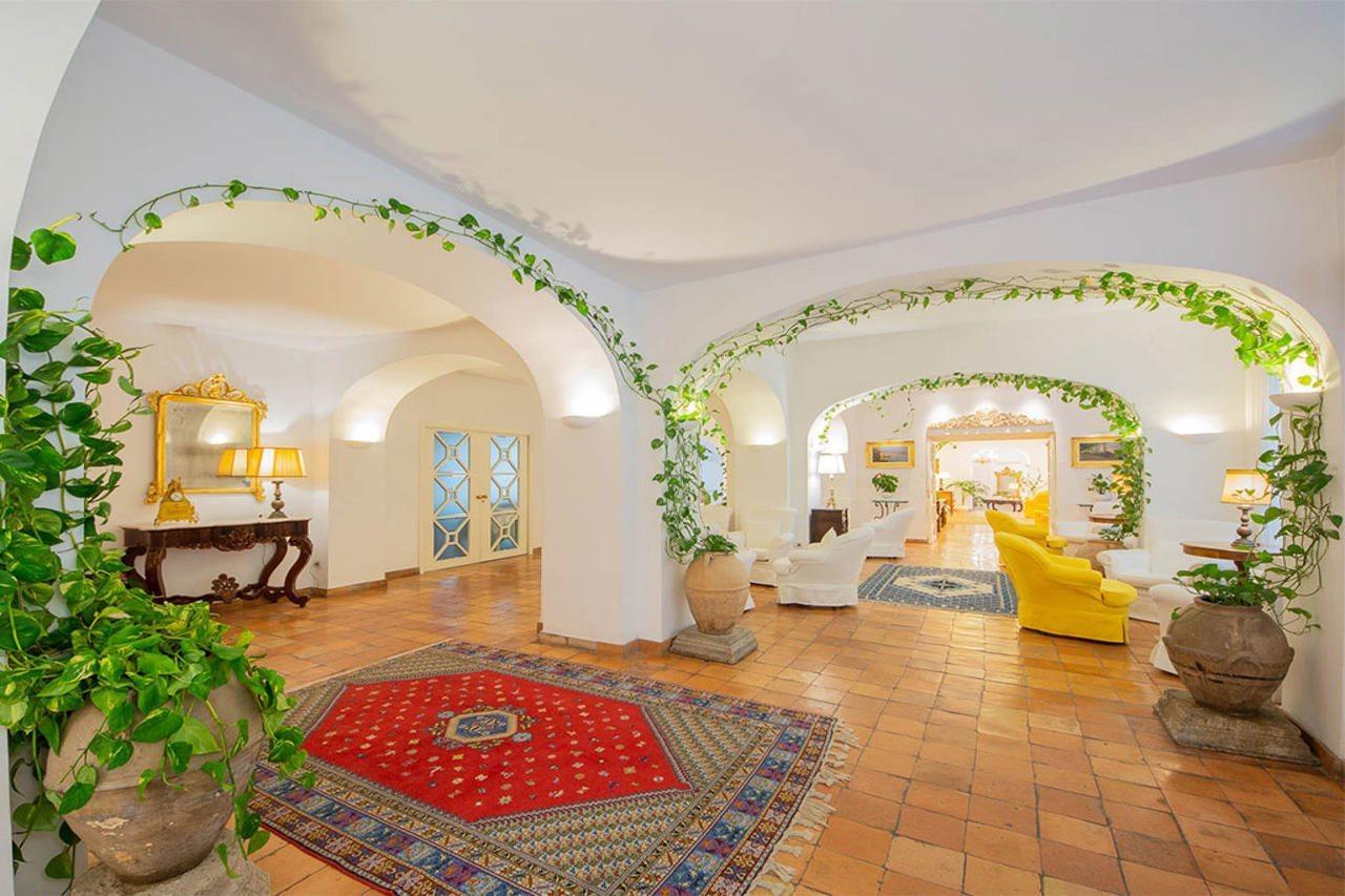 Villa Romana Hotel & Spa Мінорі Екстер'єр фото