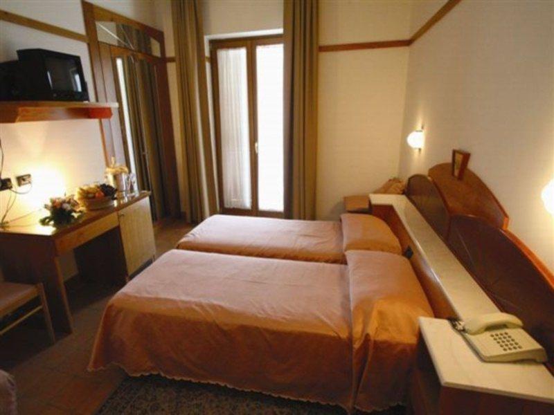 Villa Romana Hotel & Spa Мінорі Екстер'єр фото