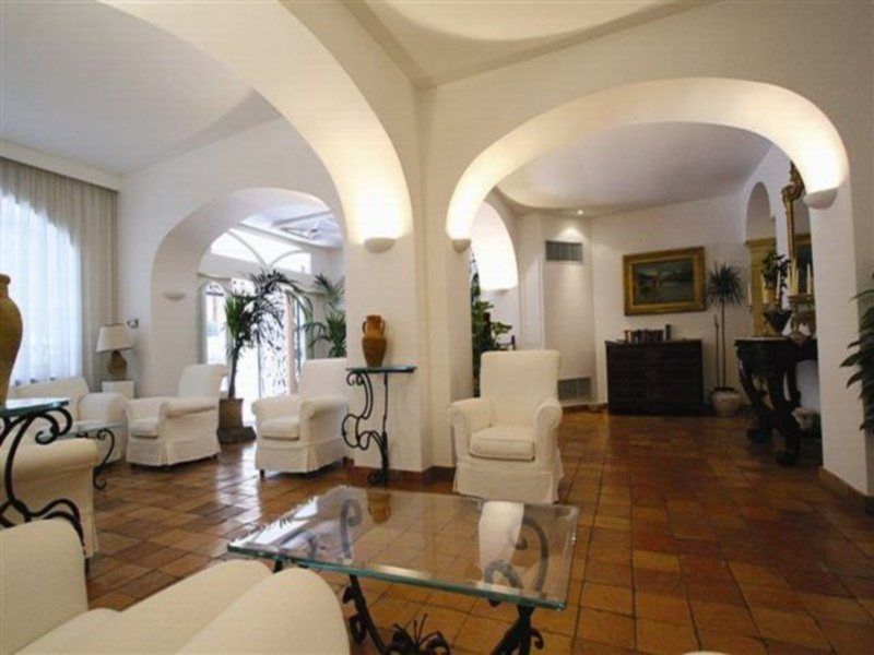 Villa Romana Hotel & Spa Мінорі Екстер'єр фото